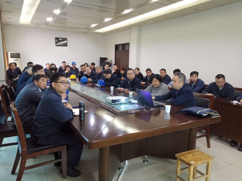 
				   
					學習固體廢物防治法、提高環(huán)境治理能力——黃河同力舉辦新版《固體廢物污染環(huán)境防治法》培訓班
				 